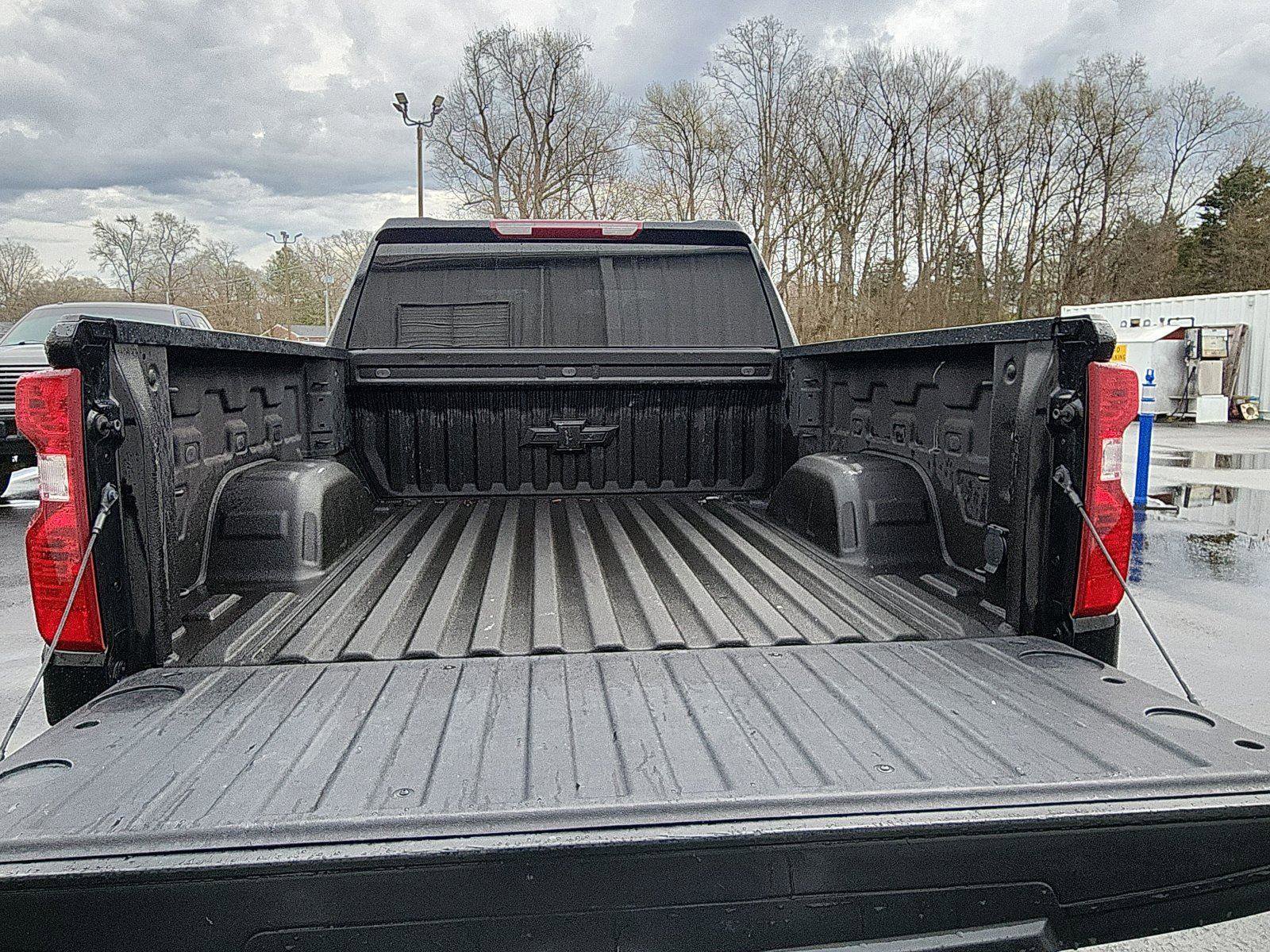 Used 2023 Chevrolet Silverado 1500 LT image 25