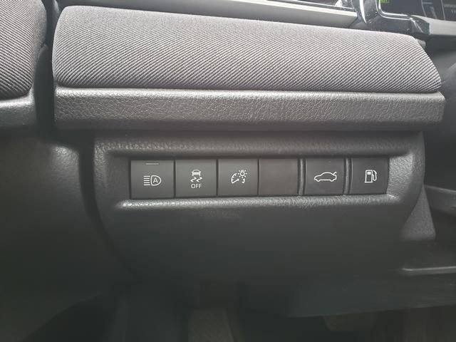 Used 2025 Toyota Camry LE FWD image 20