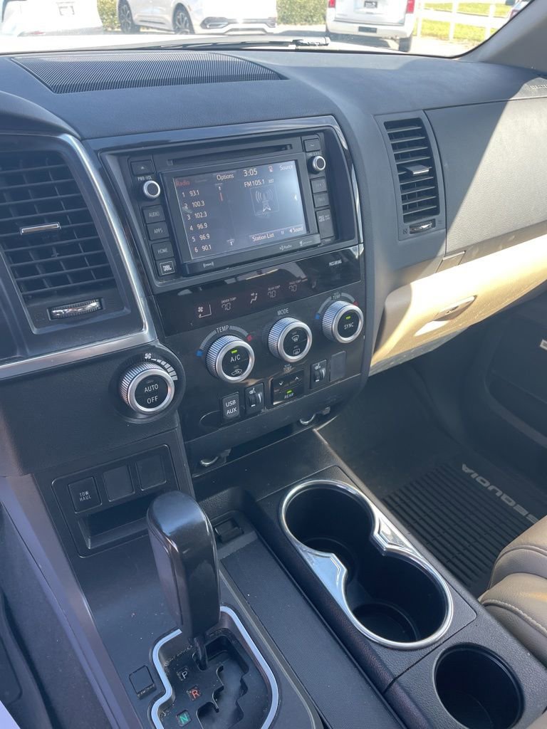 Used 2019 Toyota Sequoia Limited w/ Safety & Convenience Package image 12