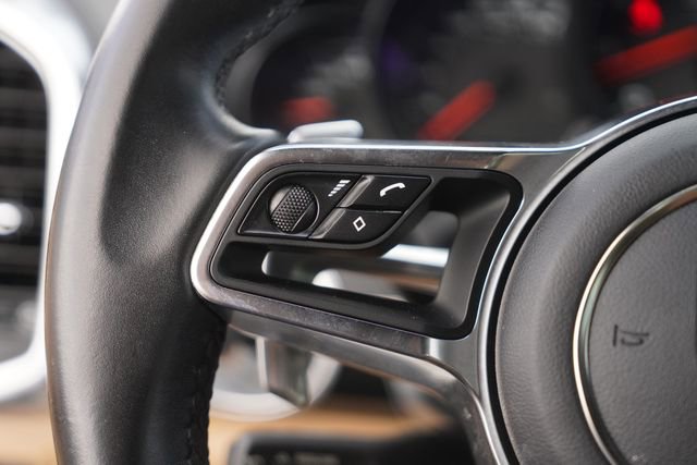 Used 2016 Porsche Cayenne image 23