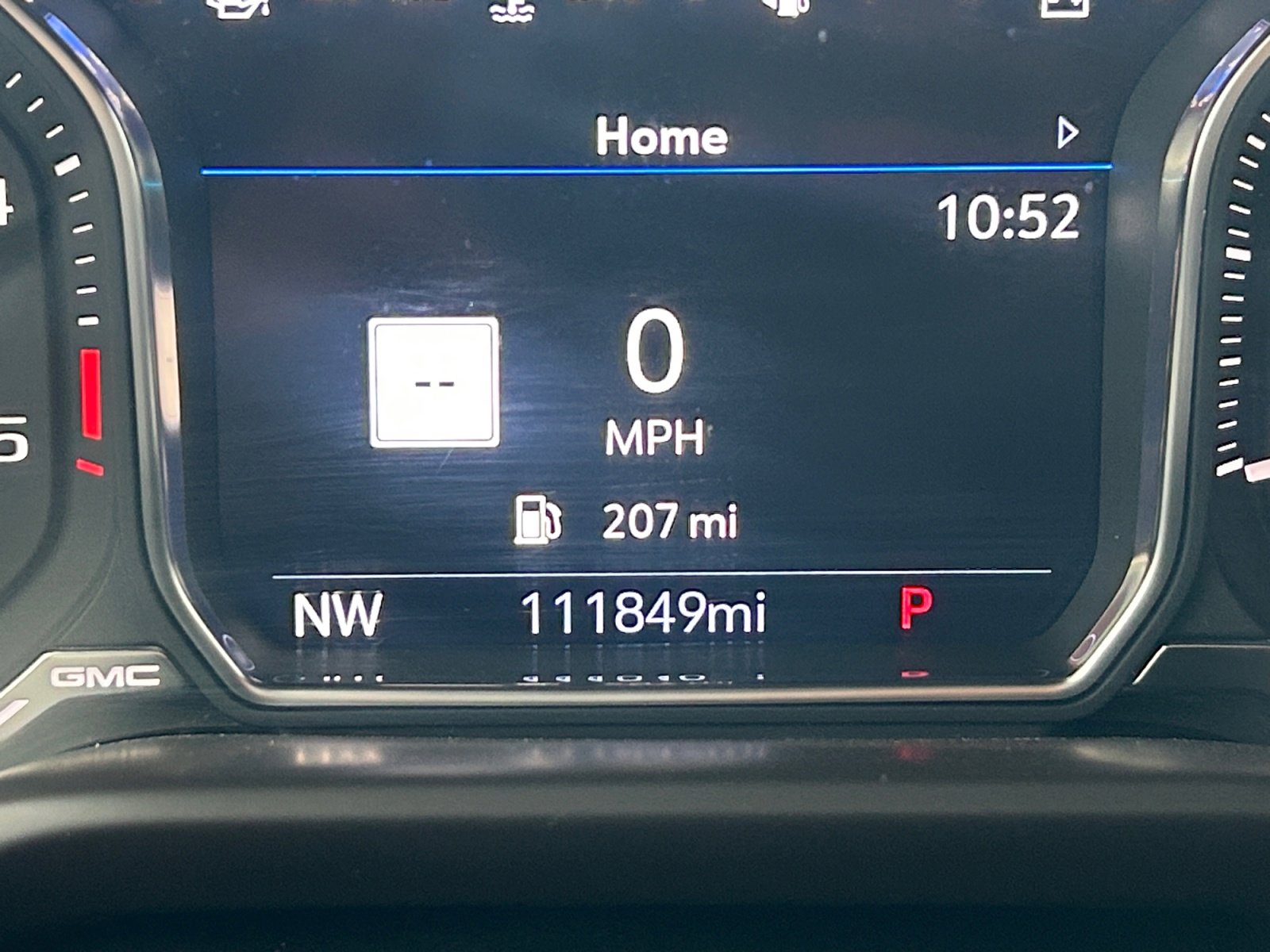 Used 2021 GMC Sierra 3500 Denali w/ Technology Package image 2