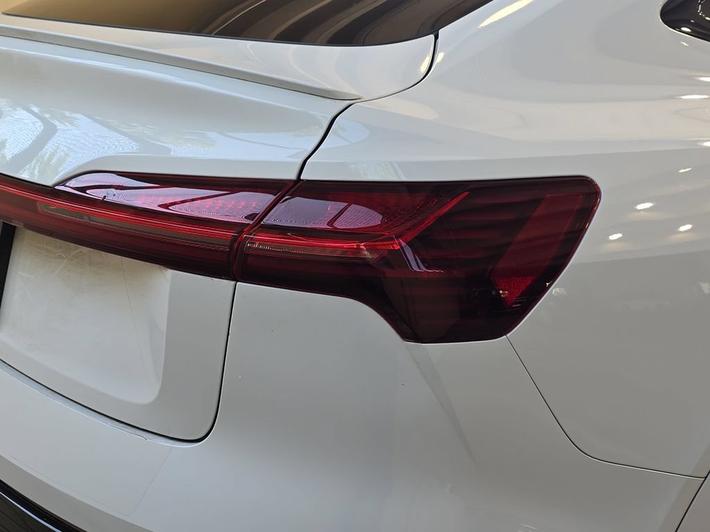 Certified 2024 Audi Q8 e-tron Premium Plus w/ Premium Plus Package AWD/4WD image 34