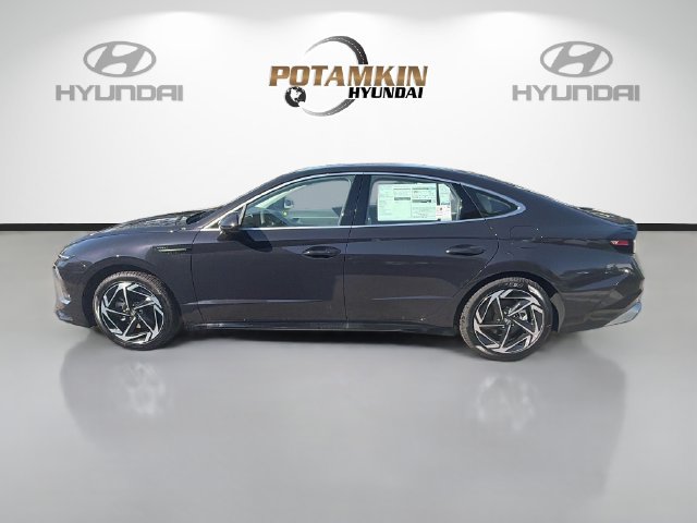 Certified 2026 Hyundai Sonata SEL FWD image 9