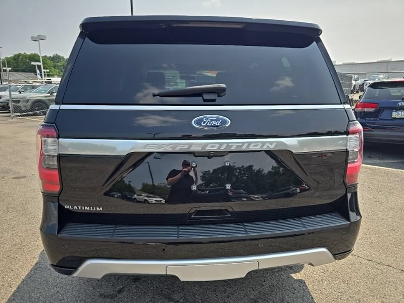 Used 2020 Ford Expedition Platinum AWD/4WD image 6
