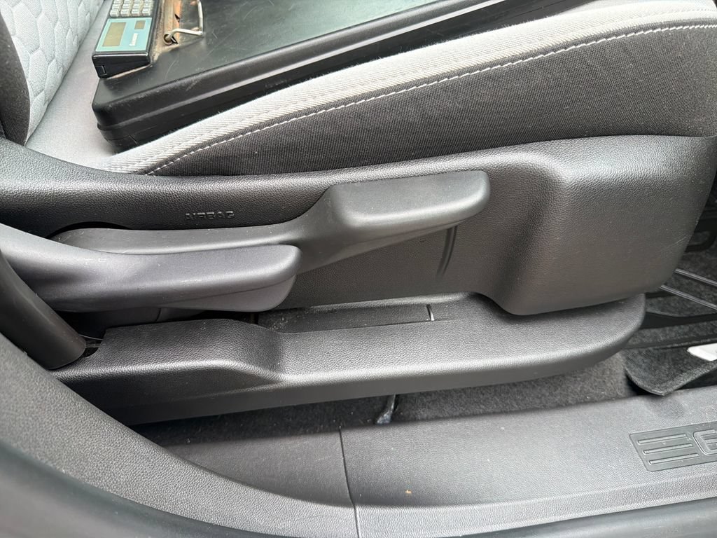Used 2020 Chevrolet Equinox LS w/ LPO, Floor Liner Package FWD image 23