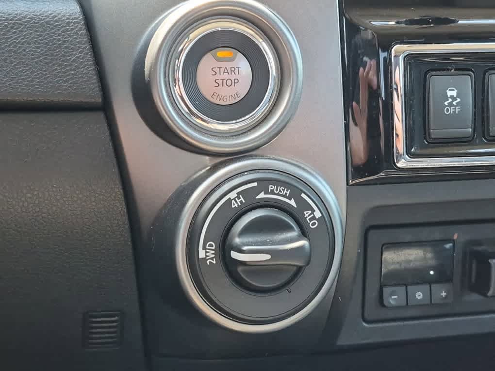 Used 2017 Nissan Titan Platinum Reserve AWD/4WD image 15