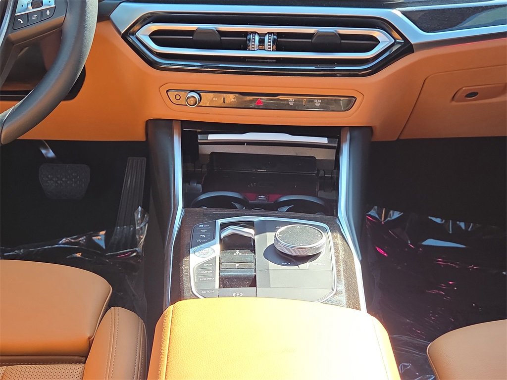 Used 2023 BMW 330i Sedan w/ Premium Package image 20