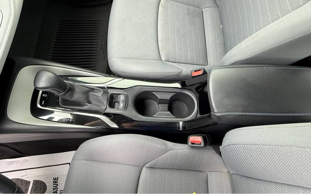 Used 2021 Toyota Corolla SE FWD image 17