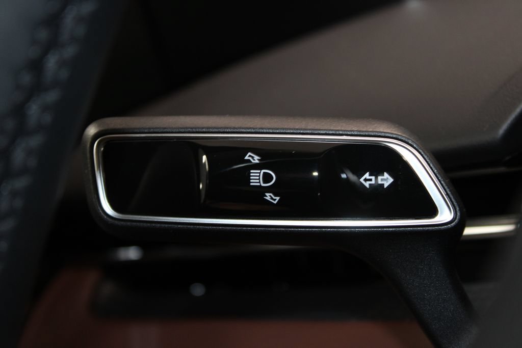 New 2026 Lincoln Nautilus Reserve AWD/4WD image 38
