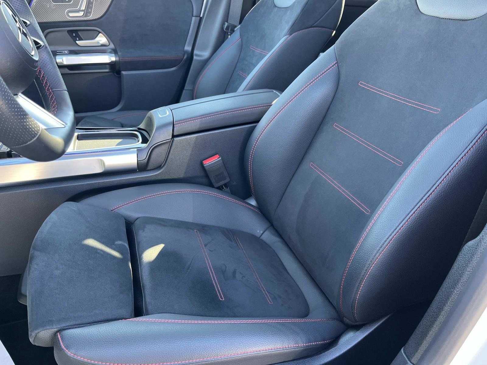 Certified 2024 Mercedes-Benz GLB 250 image 22