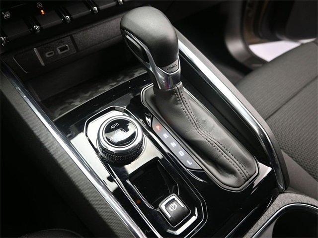 Used 2023 GMC Canyon Elevation w/ Convenience Package image 15