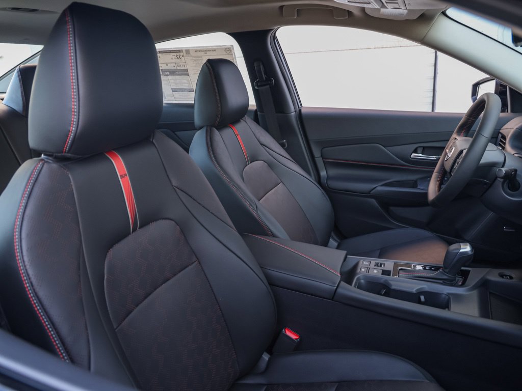 New 2026 Nissan Sentra SR w/ SR Premium Package FWD image 21