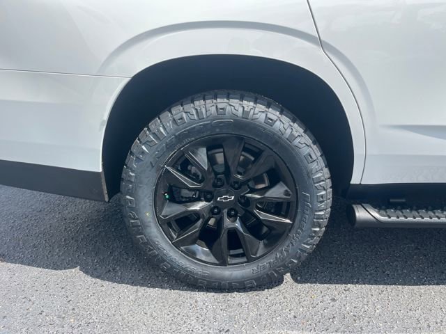 Used 2022 Chevrolet Tahoe Z71 w/ Off-Road Capability Package image 32