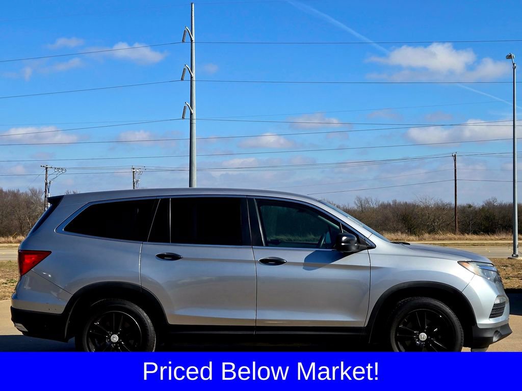 Used 2018 Honda Pilot LX image 3