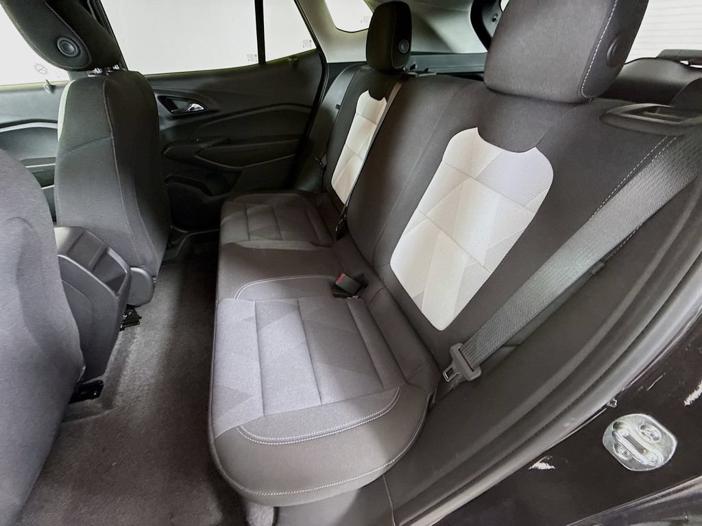 Used 2026 Chevrolet Trax LS FWD image 20