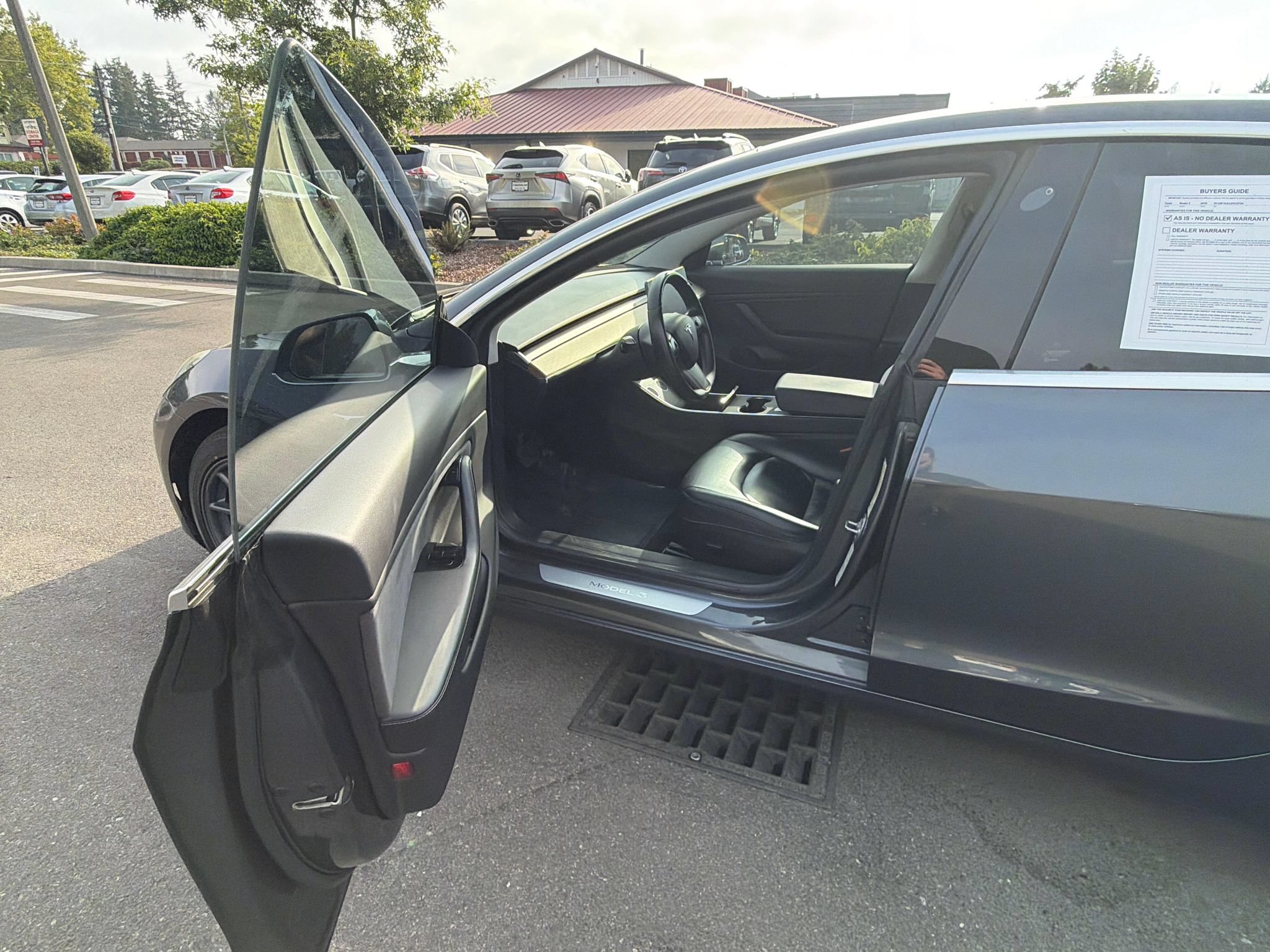 Used 2018 Tesla Model 3 Long Range RWD image 22
