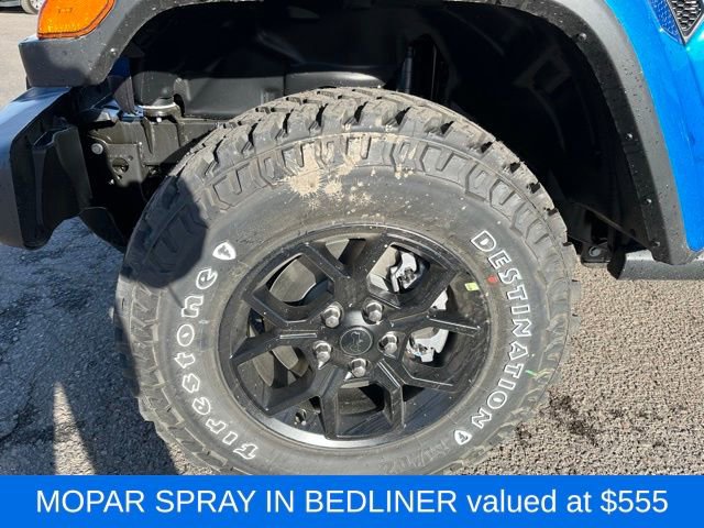 New 2026 Jeep Gladiator Sport AWD/4WD image 11