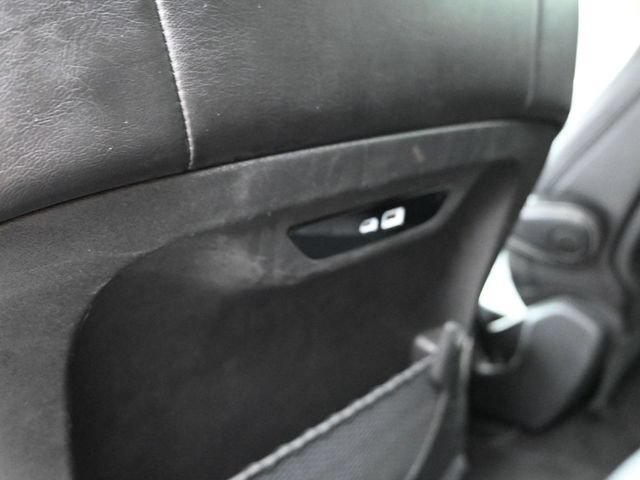 Used 2024 Chrysler Pacifica Limited FWD image 43