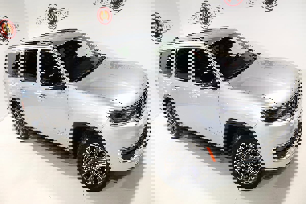 Used 2024 Jeep Wagoneer L Series II w/ Flexible Seating Group image 72