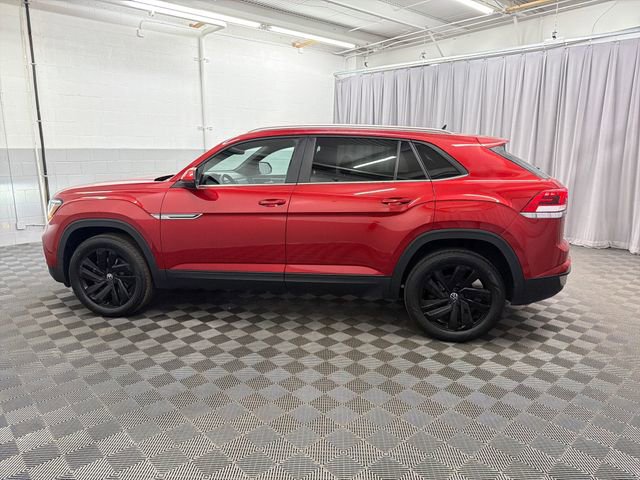 Used 2023 Volkswagen Atlas Cross Sport SE w/ Panoramic Sunroof Package FWD image 9
