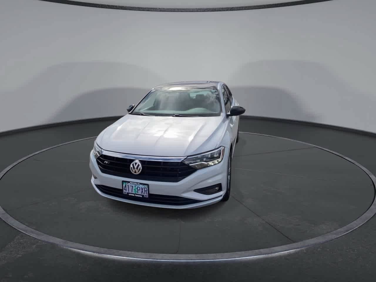 Used 2019 Volkswagen Jetta R-Line FWD image 3