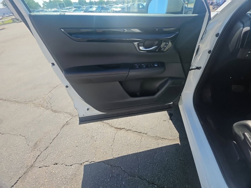 Certified 2025 Honda CR-V Sport Touring image 14