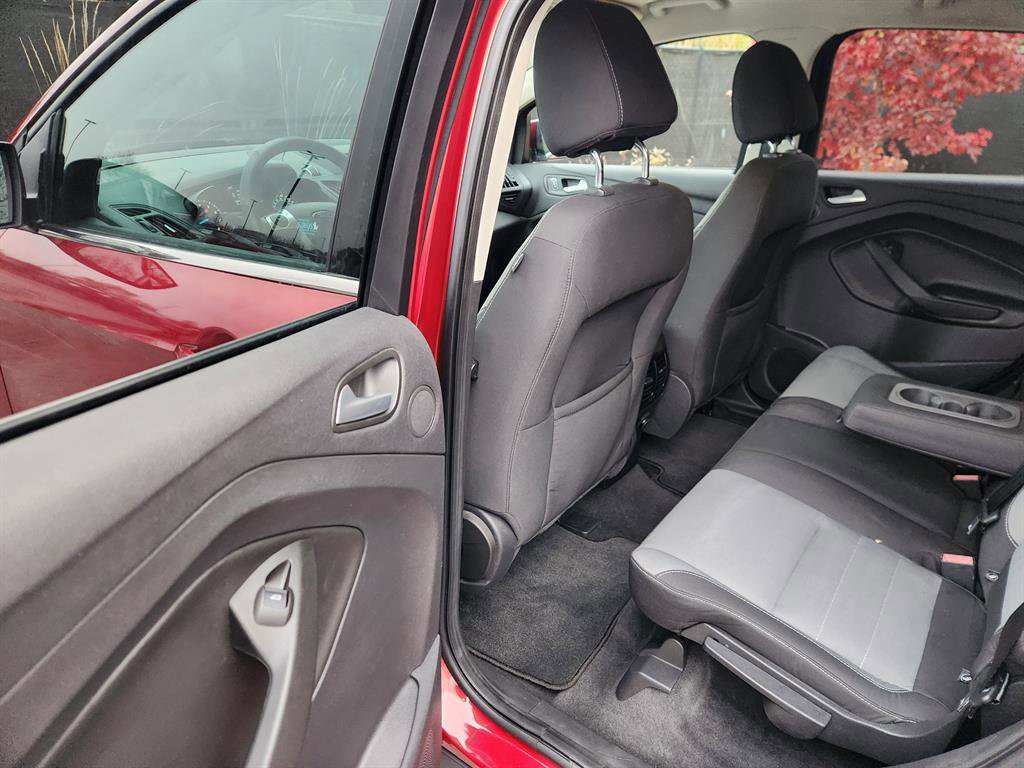 Used 2013 Ford Escape SE image 22