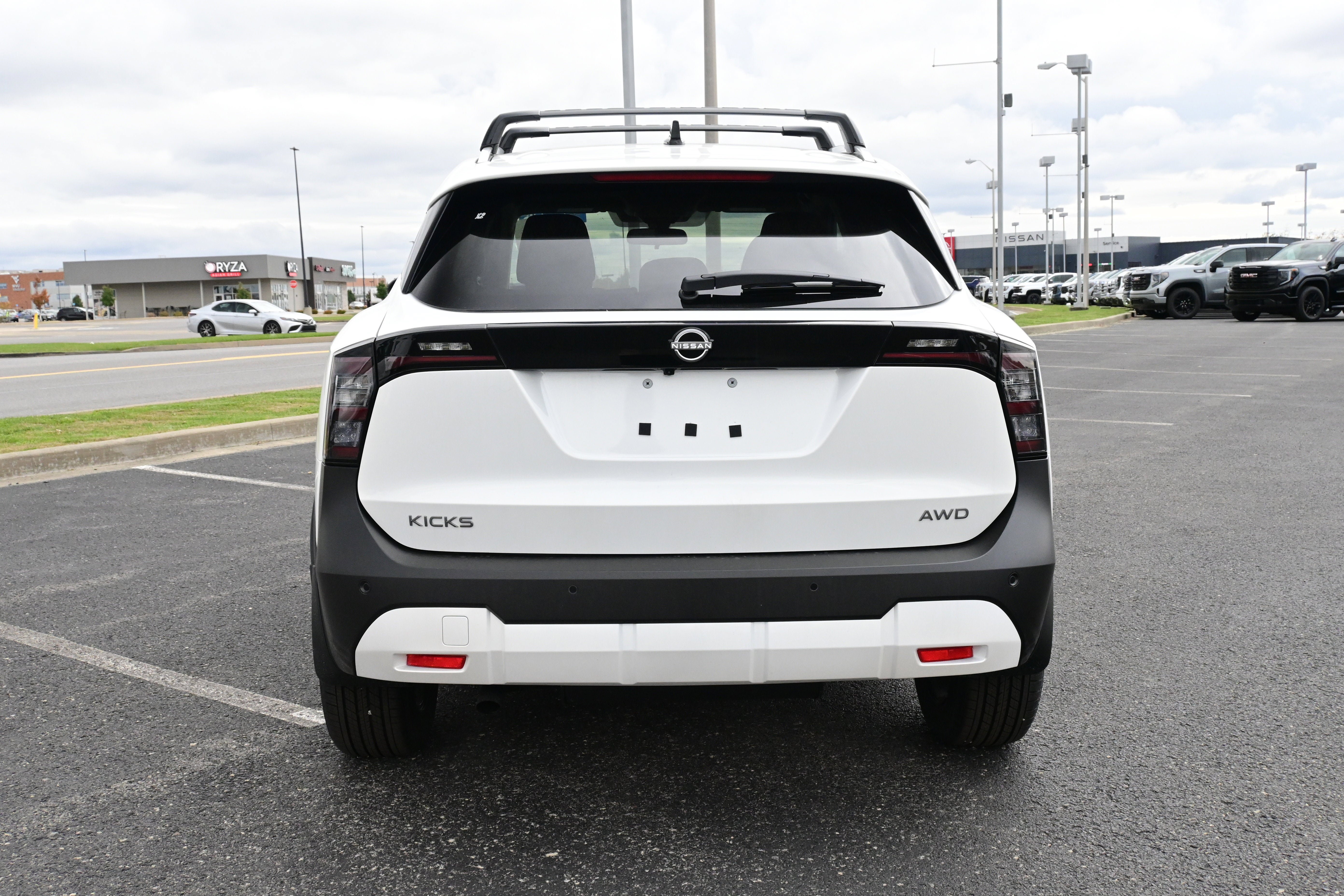 New 2026 Nissan Kicks SV w/ SV Premium Package AWD/4WD image 7