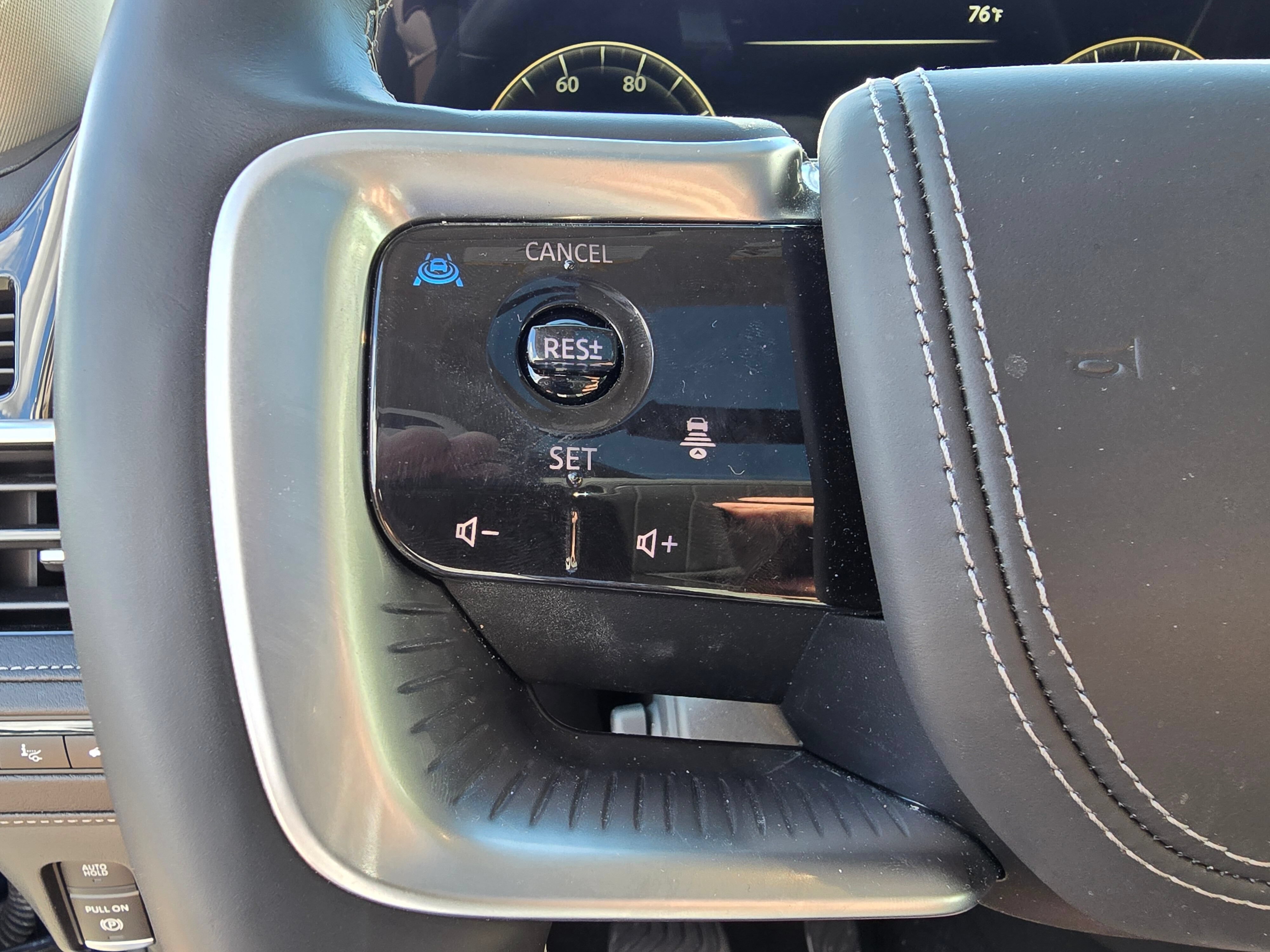 Used 2025 INFINITI QX80 Sensory AWD/4WD image 22