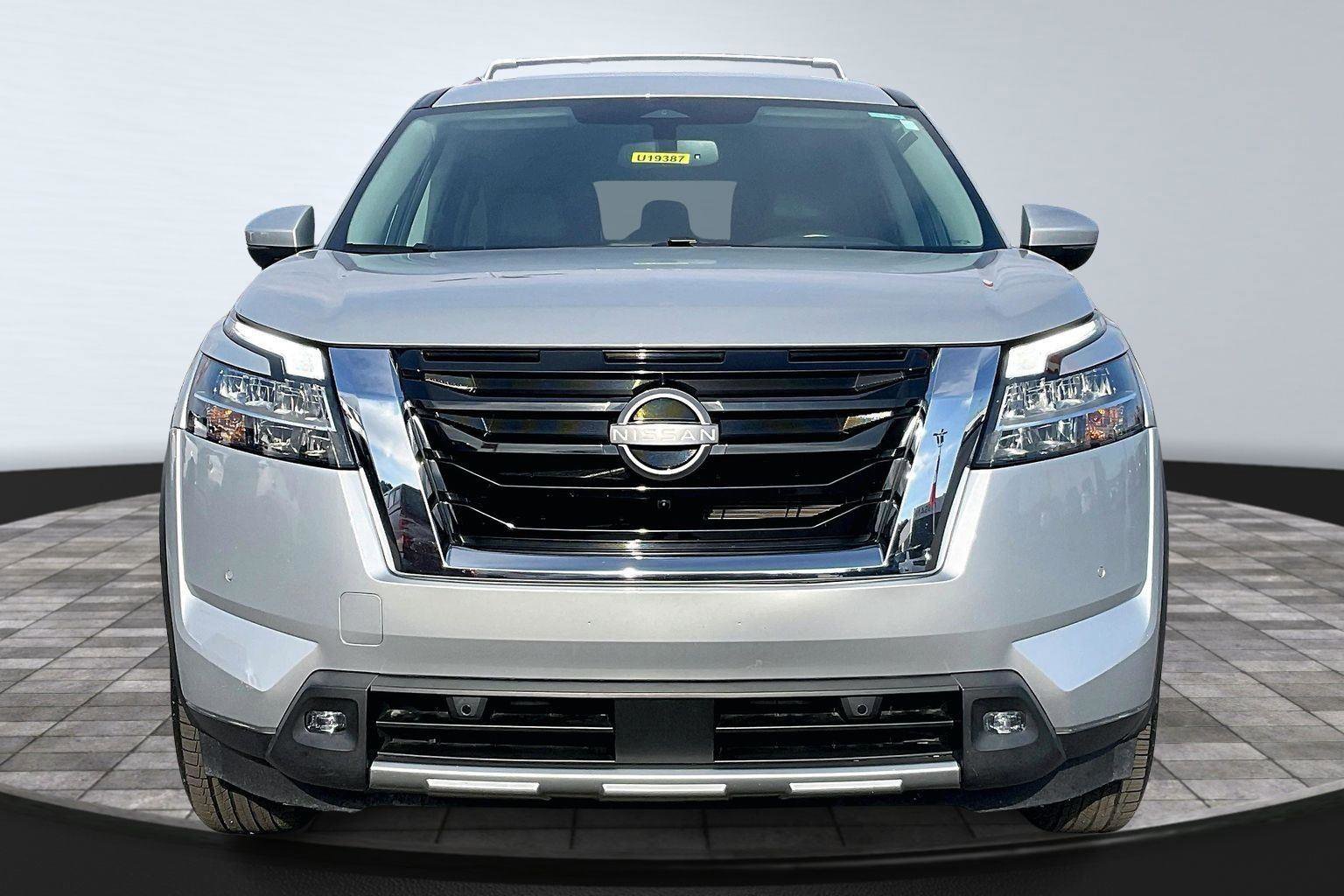 Certified 2022 Nissan Pathfinder SL image 3