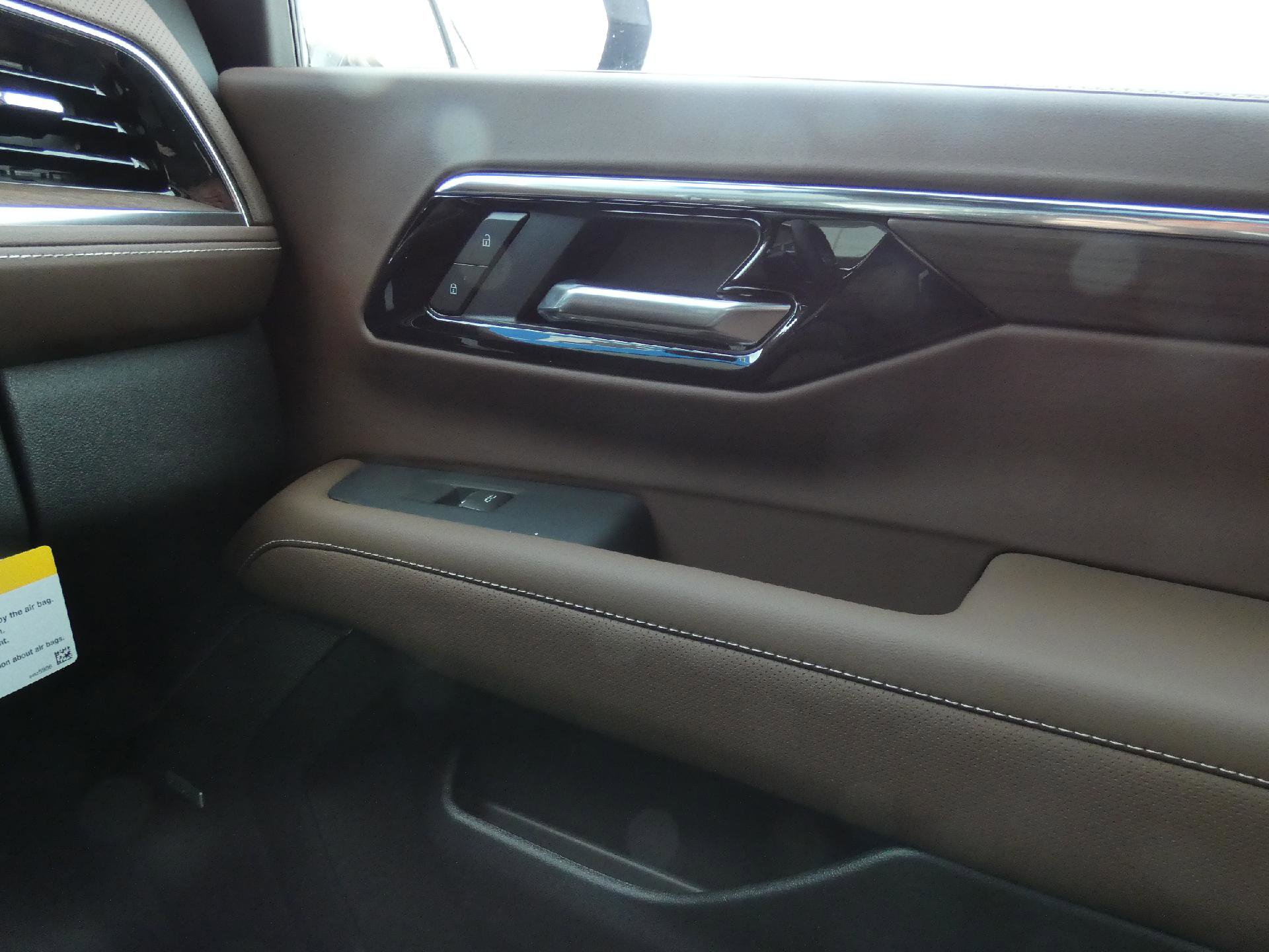 New 2026 Chevrolet Suburban High Country image 26