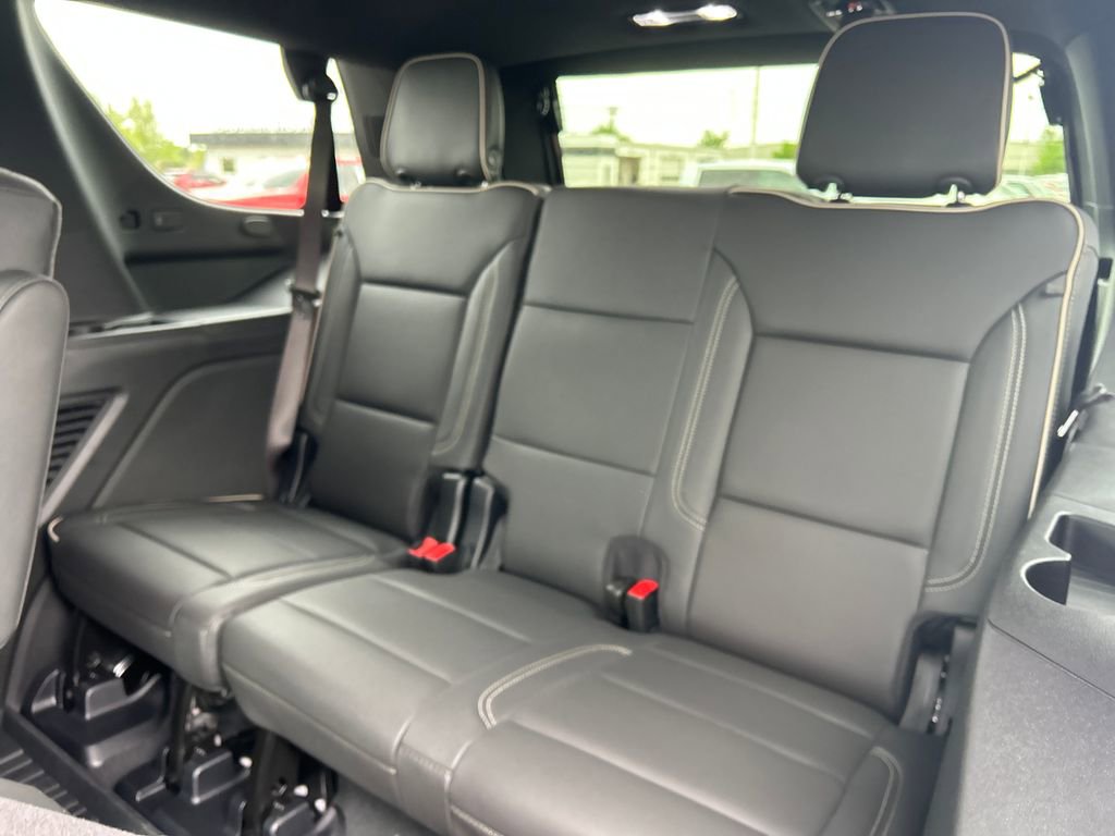 New 2026 GMC Yukon Elevation w/ LPO, Floor Liner Package AWD/4WD image 38
