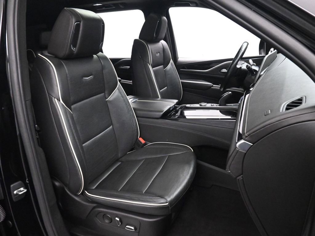 Used 2023 Cadillac Escalade Sport w/ Touring Package image 23