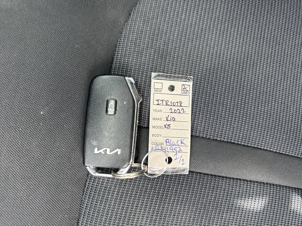 Used 2022 Kia K5 LXS FWD image 29