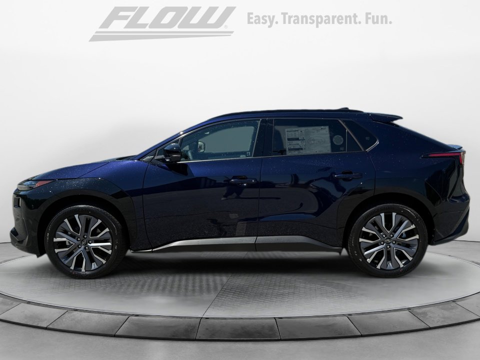 New 2026 Subaru Solterra AWD/4WD image 4