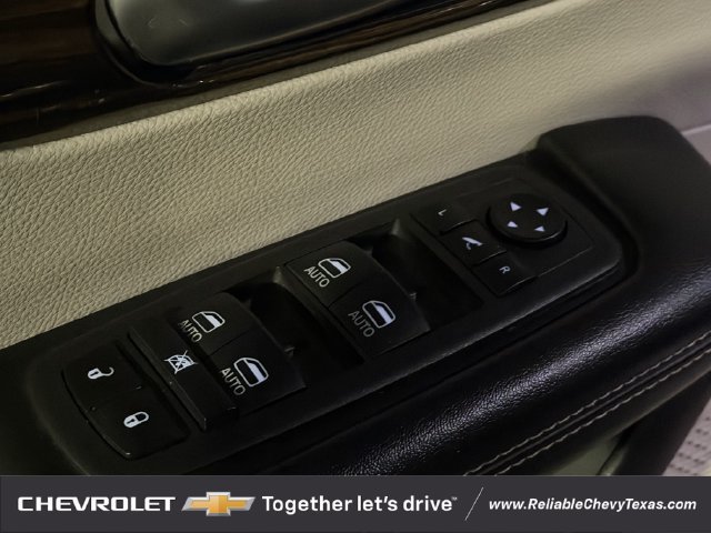 Used 2022 Chrysler Pacifica Limited FWD image 27