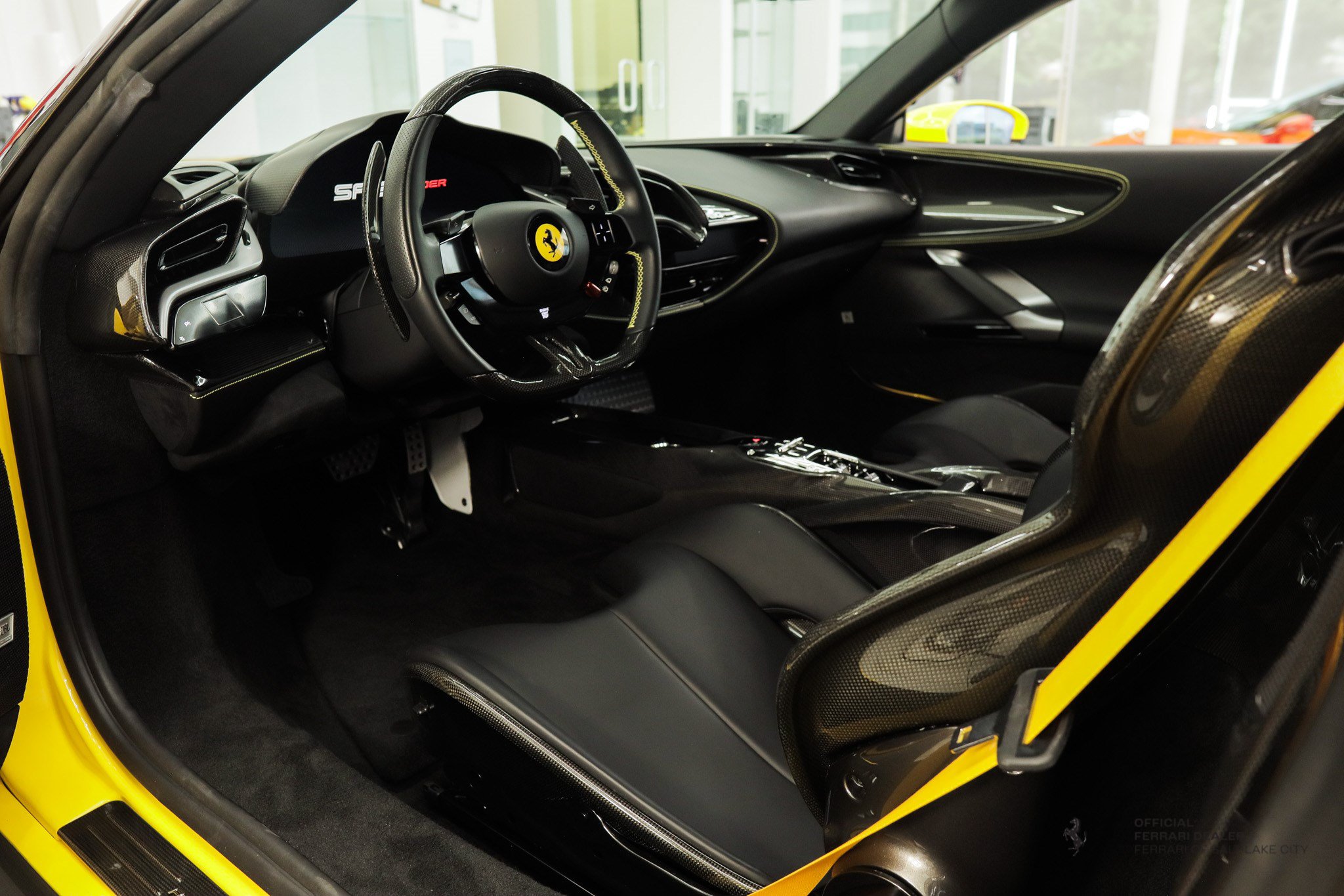 Used 2022 Ferrari SF90 Spider AWD/4WD image 12