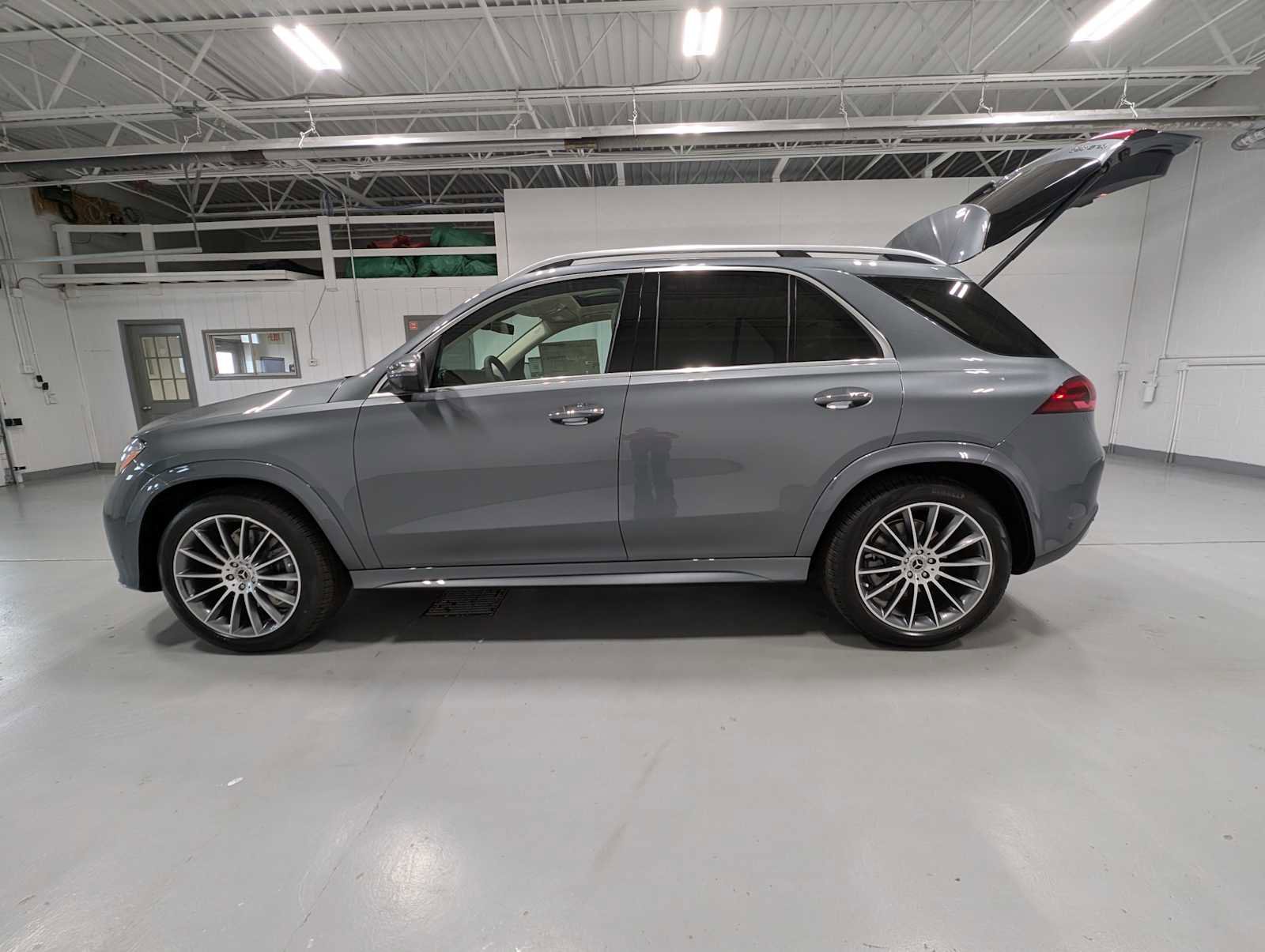 New 2026 Mercedes-Benz GLE 350 4MATIC image 10