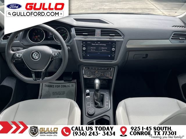 Used 2021 Volkswagen Tiguan SE w/ Panoramic Sunroof Package AWD/4WD image 12