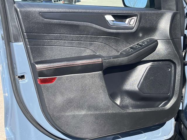 Used 2025 Ford Escape ST-Line Select image 14