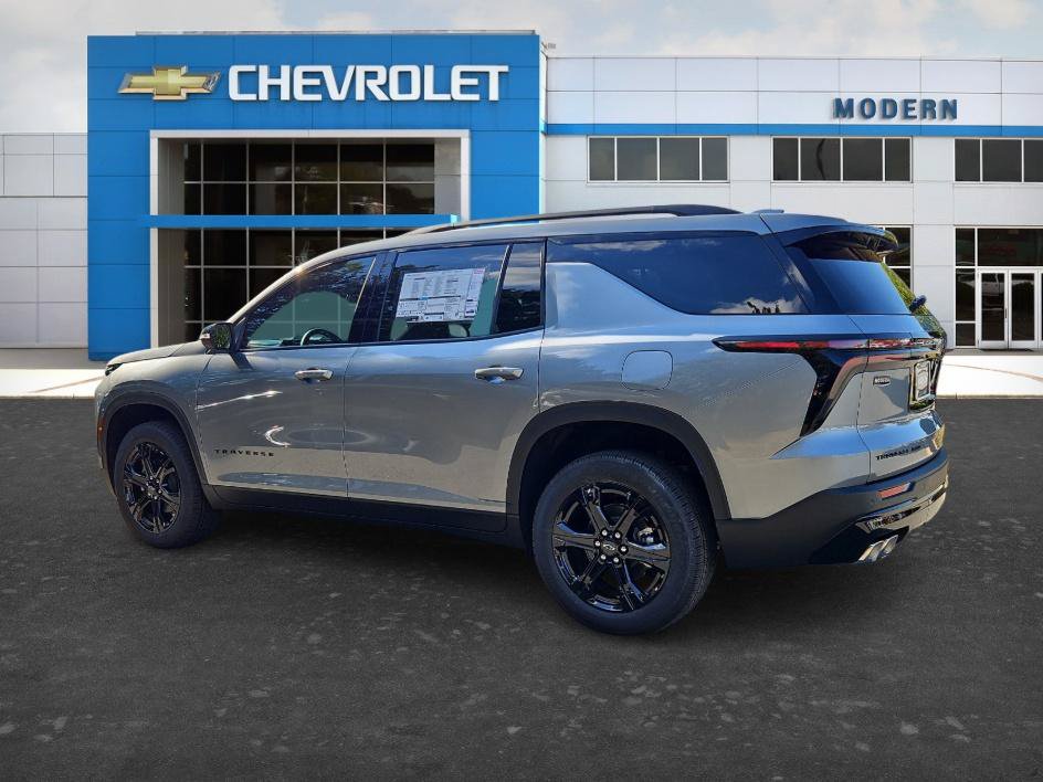 New 2027 Chevrolet Traverse LT w/ Midnight/Sport Edition AWD/4WD image 3