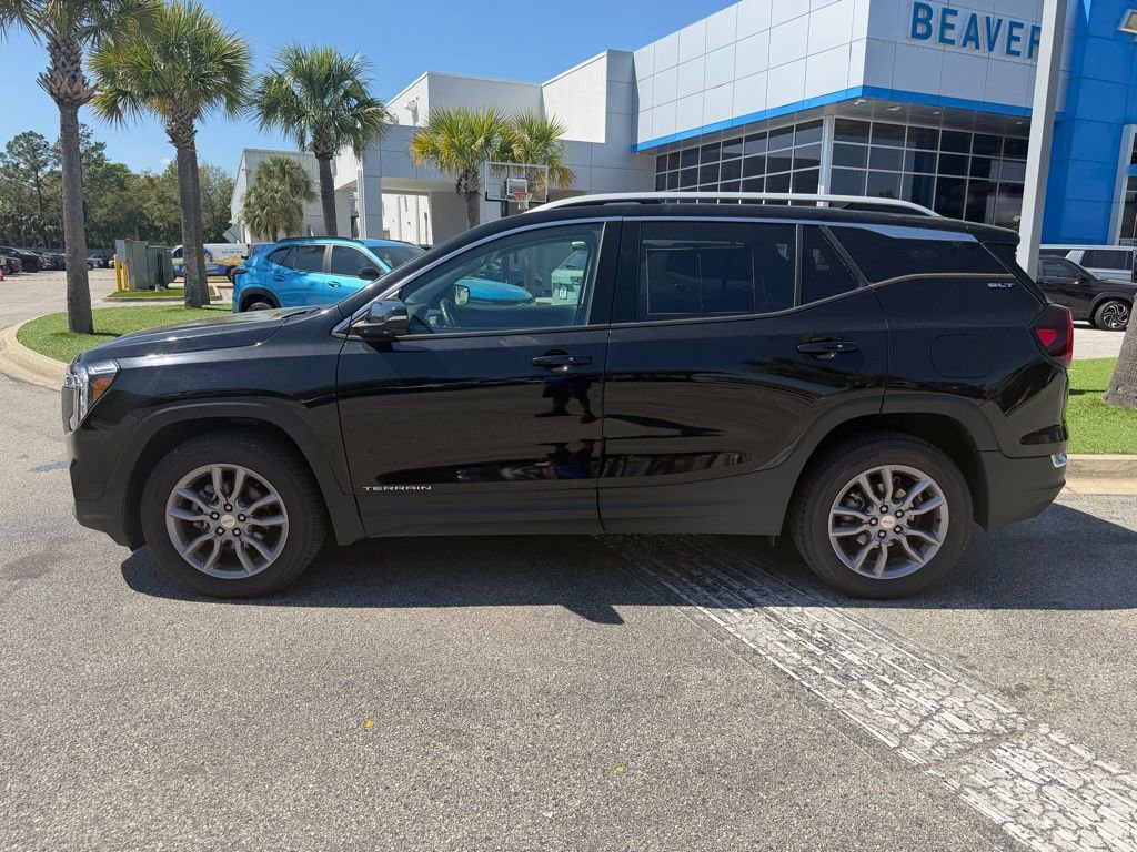 Used 2023 GMC Terrain SLT image 7