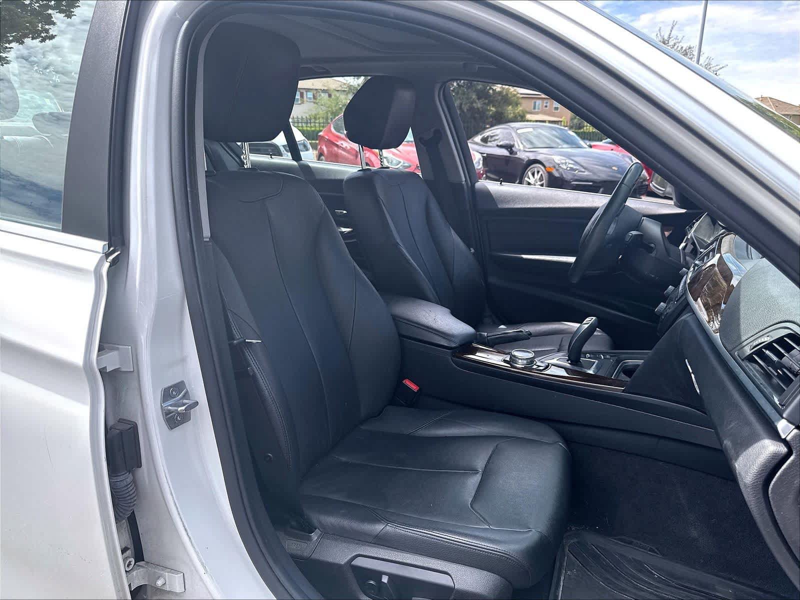 Used 2015 BMW 328i Sedan RWD image 29