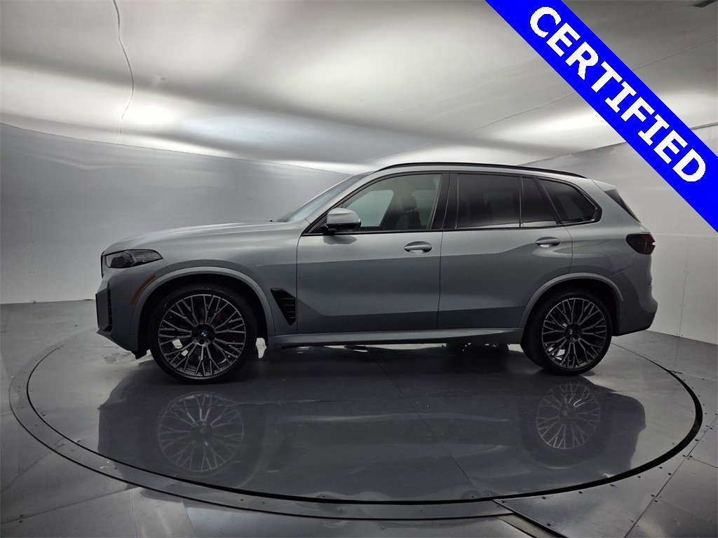 Used 2024 BMW X5 xDrive40i w/ M Sport Package image 5