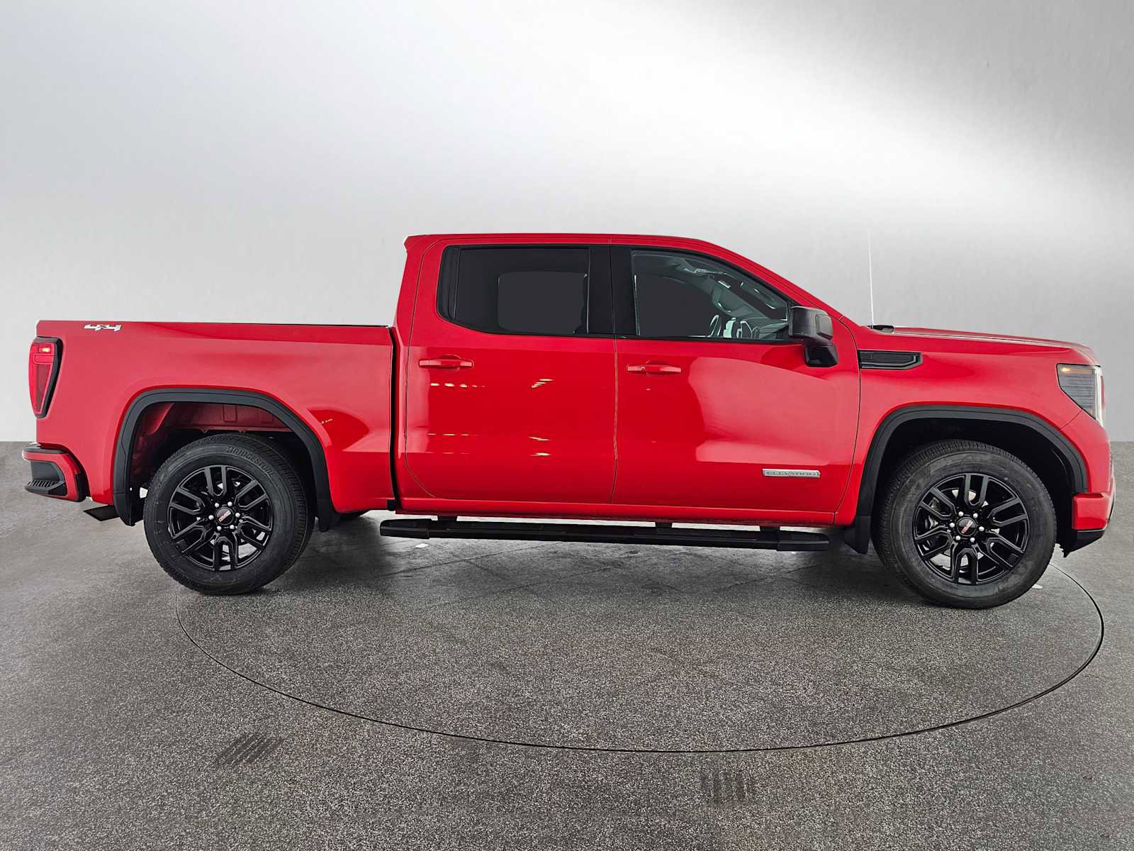 Used 2022 GMC Sierra 1500 Elevation image 2