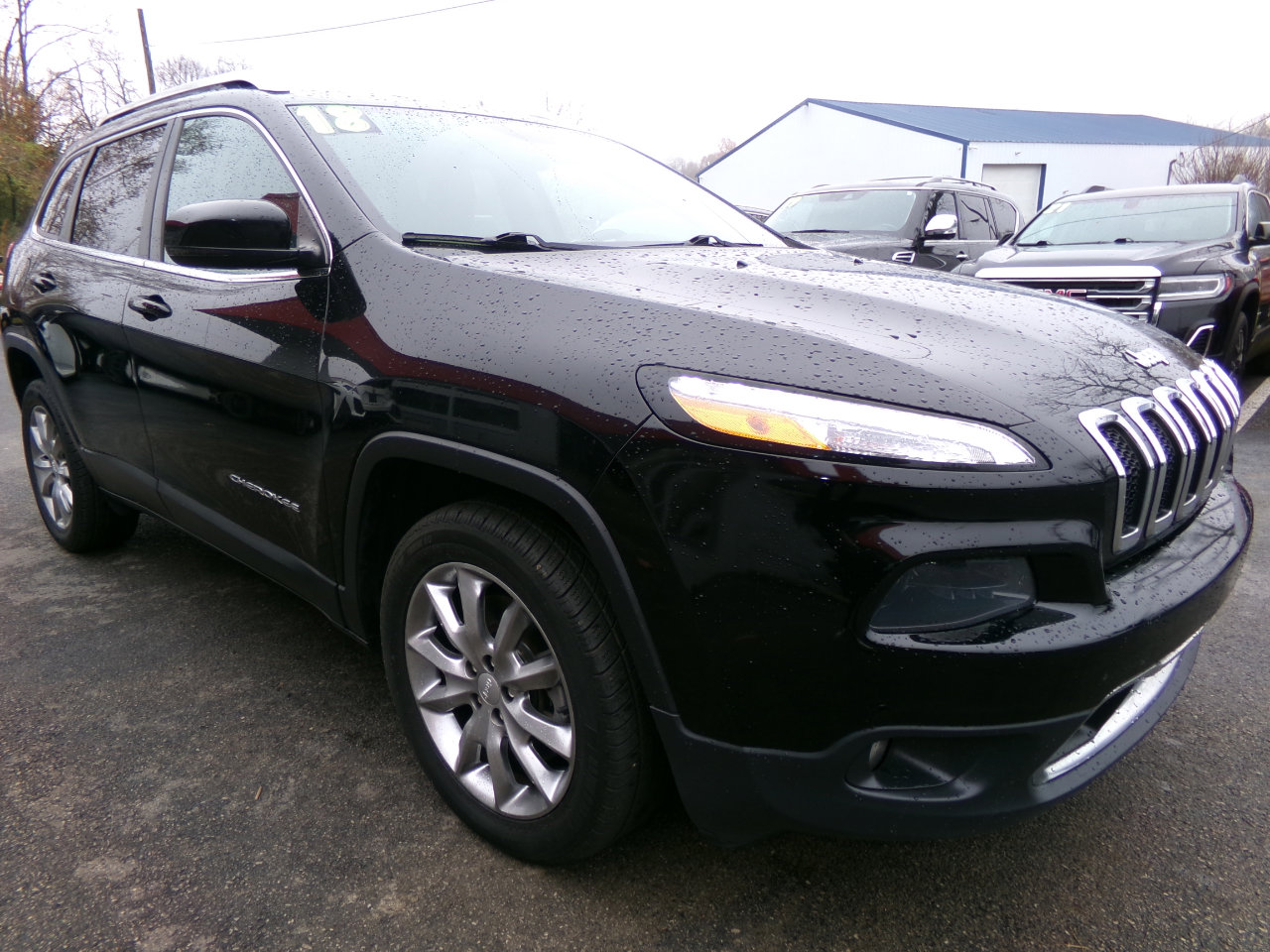 Used 2018 Jeep Cherokee Limited image 1