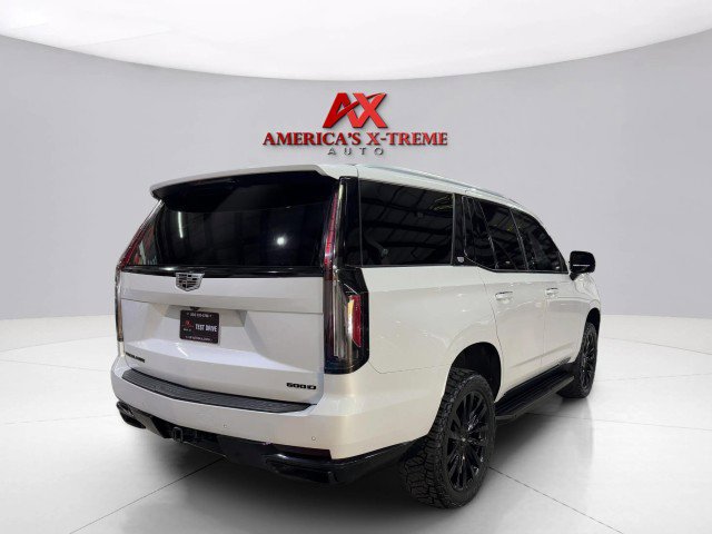 Used 2021 Cadillac Escalade Luxury image 7