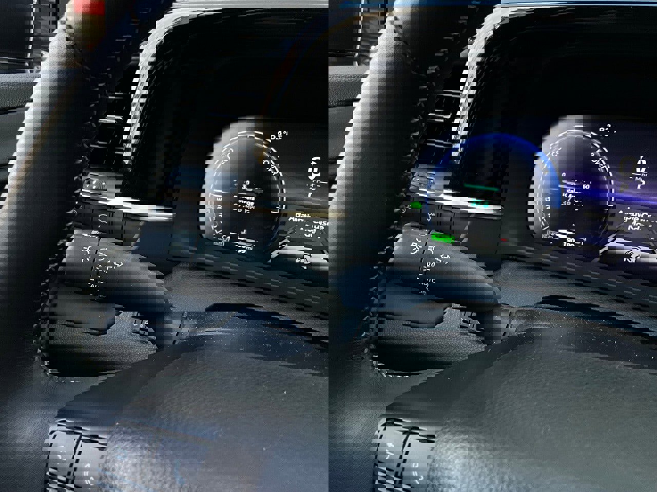 Used 2025 Toyota Crown XLE image 35