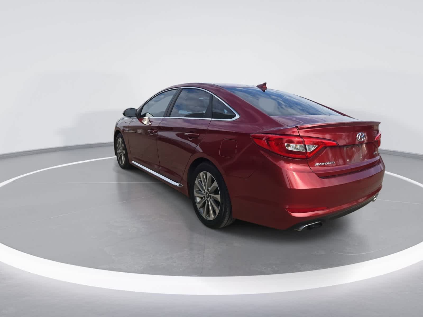 Used 2015 Hyundai Sonata Sport FWD image 6