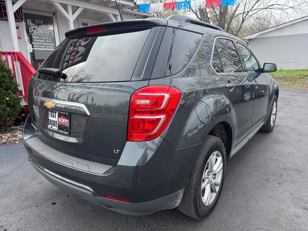 Used 2017 Chevrolet Equinox LT w/ Convenience Package image 4